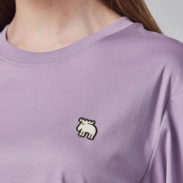 【moz】瑞典 刺繡駝鹿 舒適 冰河棉 100%純棉 涼感 彈力T恤-芋紫 女款(亞洲版)