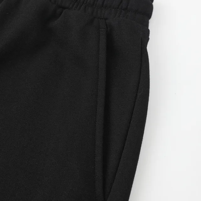 【GAP】男裝 Logo刺繡抽繩鬆緊短褲-黑色(465597)