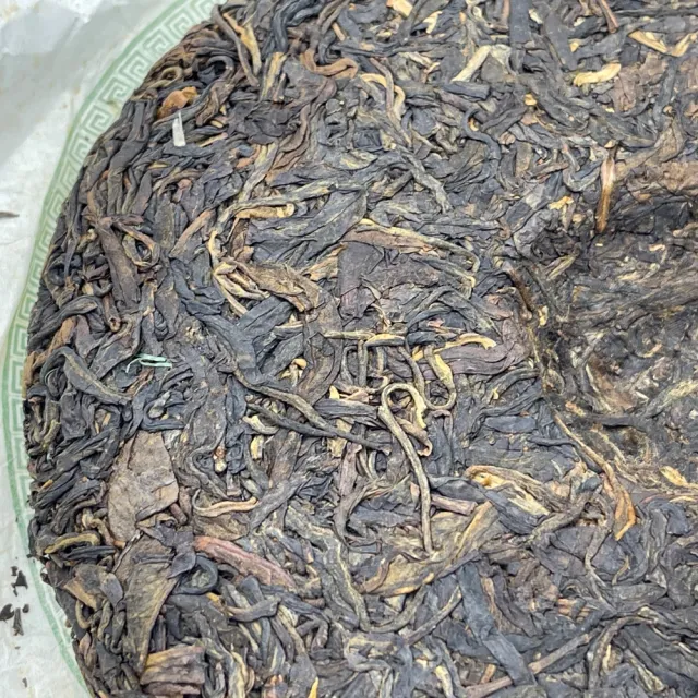 【盛嘉源】高黎貢山 老樹茶 2007年(普洱茶 生茶 357g)