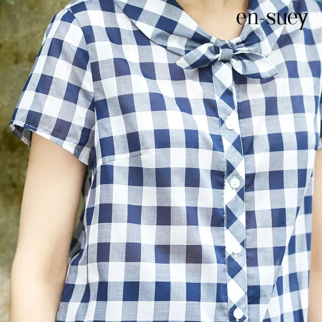 【en-suey 銀穗】綁結造型領短袖格紋襯衫-女