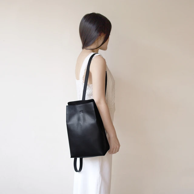 Darker Than Black Rectangular Bucket Bag 兩用方形水桶後背包(後背包/側背包/單肩包/真皮包)