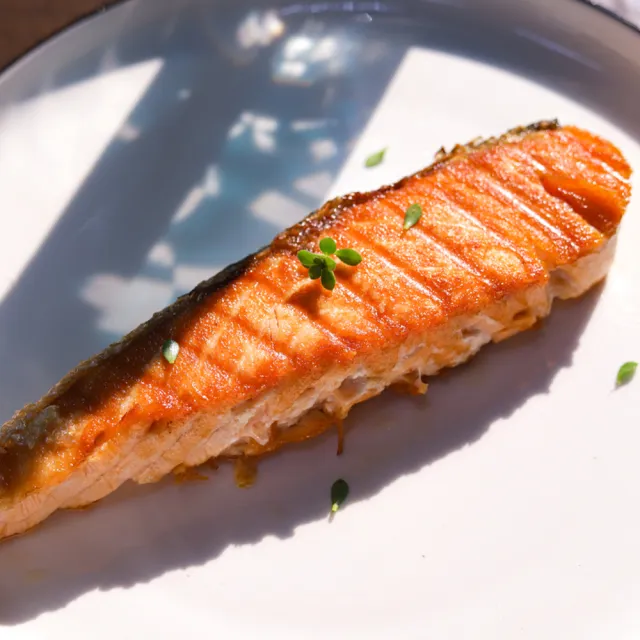 【優鮮配】鮭魚清肉排6入組x2包(6入/包/1.1Kg)