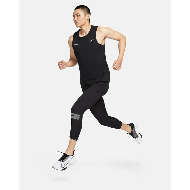 【NIKE 耐吉】背心上衣 運動 休閒 無袖 男 AS M NK FLASH MILER TANK 黑色(FN3987010)