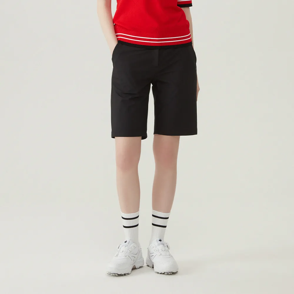 【LE COQ SPORTIF 公雞】高爾夫系列 女款黑色色彩線條舒適彈性中筒襪 QLT0K023