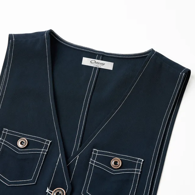 【OUWEY 歐薇】時尚車線造型寬直筒吊帶褲(深藍色；XS-M；3242327659)