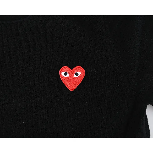 【川久保玲】Comme Des Garcons Play川久保玲布章LOGO紅愛心長袖羊毛毛衣(女款/黑)