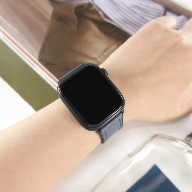 【Watchband】Apple Watch 全系列通用錶帶 蘋果手錶替用錶帶 黑鋼磁吸扣 外層皮革 內層橡膠錶帶(藍色)