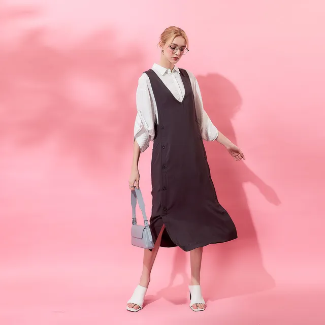 【ICHE 衣哲】Cop.Copine 無印簡約雙排扣設計大V造型長洋-兩色(灰)