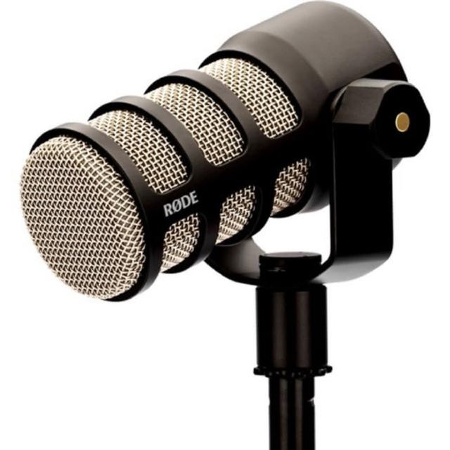 RODE PODMIC RODE PODMIC 內建爆音過濾器,有效減少風聲與環境雜音,提供清晰乾淨的說話音質。採用堅固的全金屬結構,耐用且專業級表現,適合用於 Podcast、影片錄音、直播及會議等多種場景。