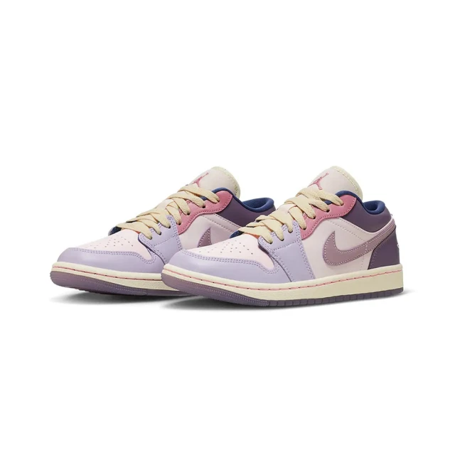 NIKE 耐吉 Court Vision Low 女鞋 白黑