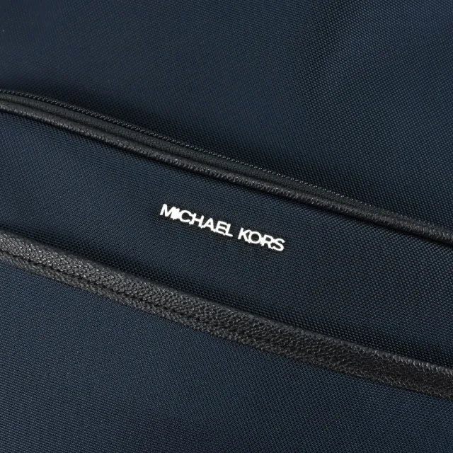 【Michael Kors】簡約浮雕LOGO帆布拼接休閒旅用包後背包(深藍)