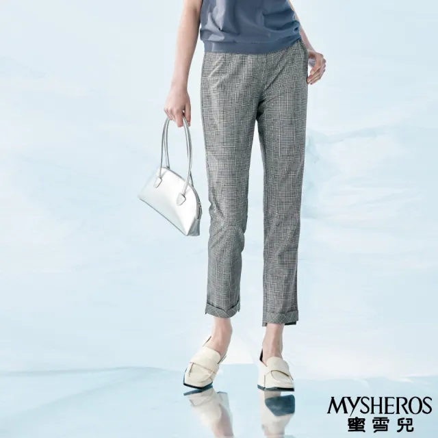 【MYSHEROS 蜜雪兒】造型休閒長褲 前釦拉鍊後鬆緊 經典格紋 褲腳特殊剪裁(灰)