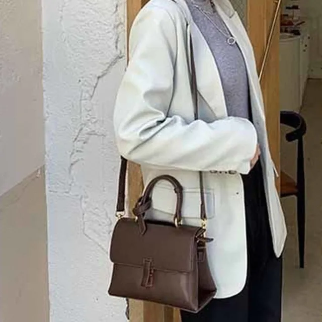 【LEESA】雙11 真皮包包 斜背包 牛皮包 小方包 復古女包 手提包 單肩包 斜背包 大容量手提包 真
