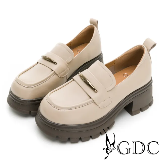【GDC】-真皮古銅金刻牌釦鋸齒狀厚底樂福鞋-米白(414768-10)