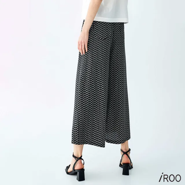 【iROO】幾何三角印花八分褲