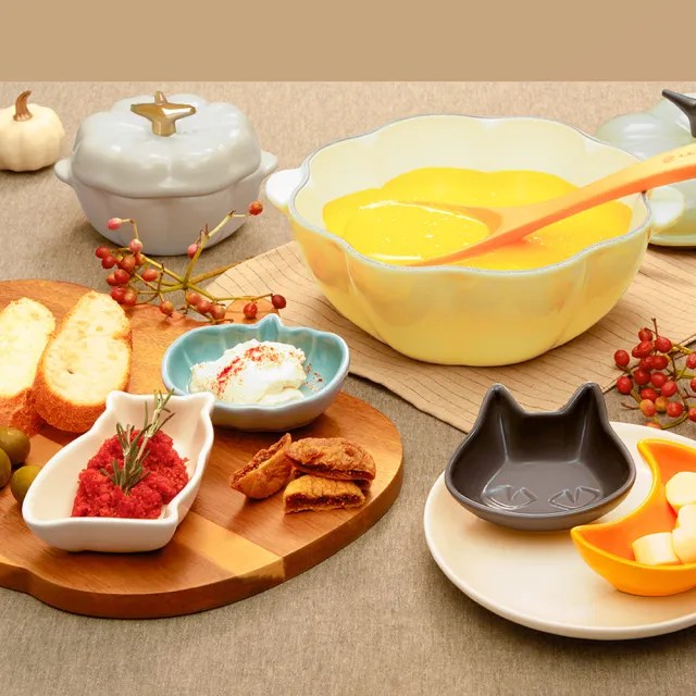 【Le Creuset】南瓜琺瑯鑄鐵鍋22cm(棉花白/火焰橘 2色選1)