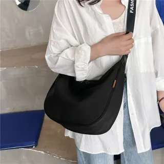 【LEEHER】雙11 女生包包 尼龍包包/側背包女/月半包/休閒包/寬肩帶/斜背包/尼龍包女斜背包/防水