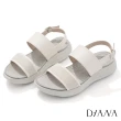 【DIANA】4.5cm輕量透氣幾何設計寬帶厚底涼鞋(牛奶)