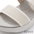 【DIANA】4.5cm輕量透氣幾何設計寬帶厚底涼鞋(牛奶)