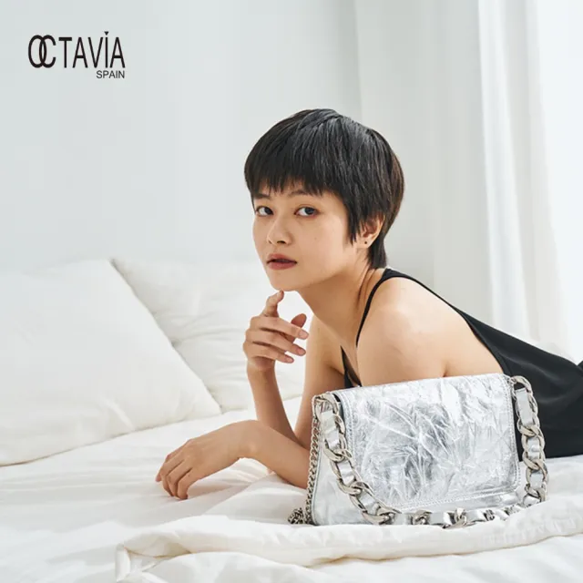 【OCTAVIA 8】OCTAVIA8 真皮- 大女子II 金屬色粗鍊條翻蓋造型肩背包 - 吸晴銀(OCTAVIA 8 20