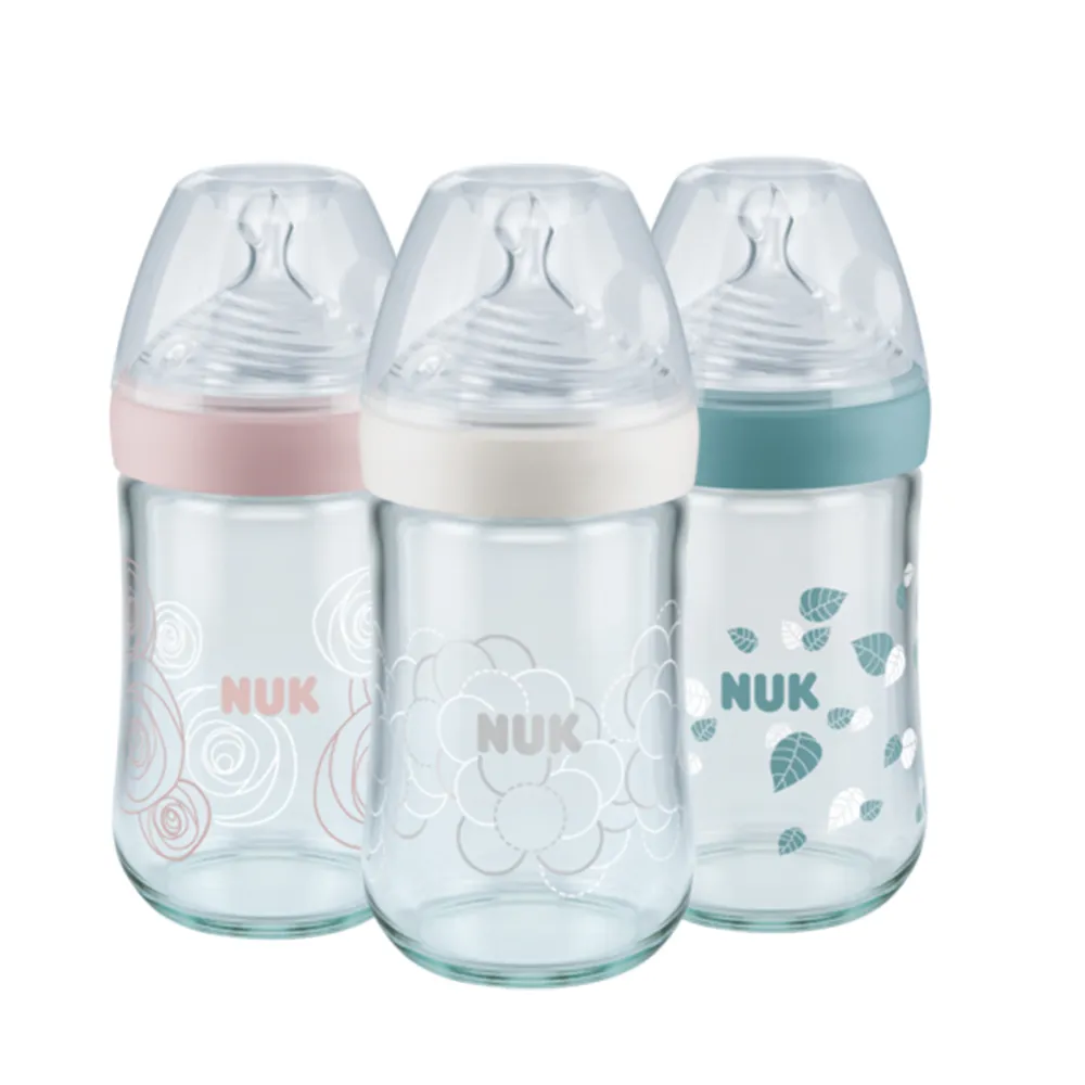 【NUK 官方直營】自然母感玻璃奶瓶240ml-附1號中圓洞矽膠奶嘴 0-6m+(顏色隨機出貨)