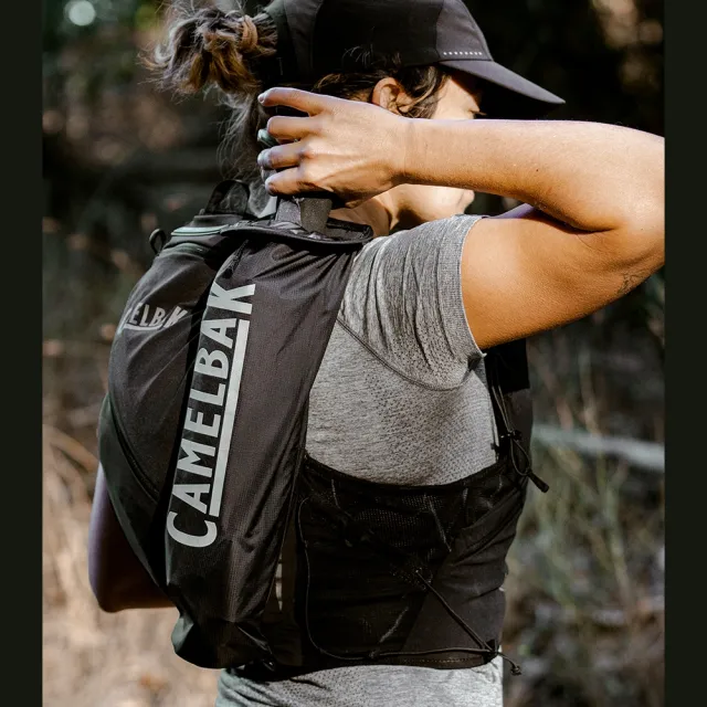 【CAMELBAK】Apex Pro12 專業越野水袋背心附0.5L軟水瓶2個-黑 XS(單車/登山露營/越野跑/跑步/旅行)