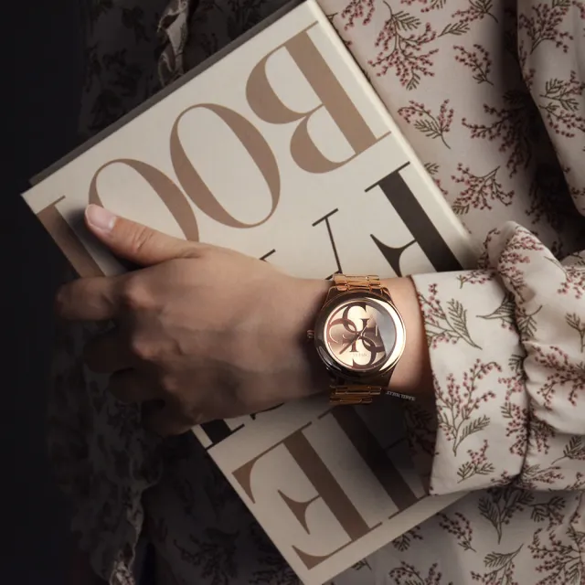 【GUESS】玫瑰金系 經典G 不鏽鋼錶帶 石英錶 雙11(W1082L3)