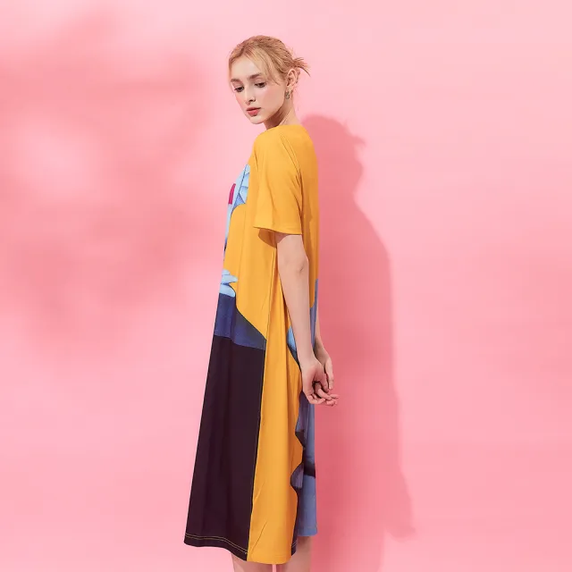 【ICHE 衣哲】Cop.Copine 法式手繪塗鴉時尚休閒系造型長版洋裝