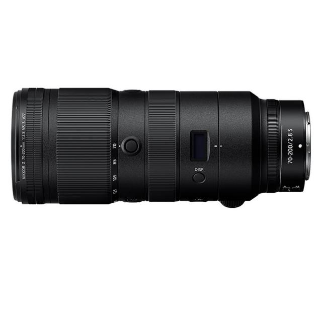 Nikon 尼康 Z 70-200mm F/2.8 VR S 是一款頂級望遠變焦鏡頭,專為 Nikon Z-Mount 無反相機設計,提供 70-200mm 焦段、高速 F/2.8 恆定光圈與 VR 防震系統,捕捉遠距細節與動態畫面。畫質銳利、自動對焦迅捷,適合專業攝影與運動、野生拍攝。公司貨正品保證,品質可靠。 Nikon尼康 Z 70-200mm F/2.8 VR S