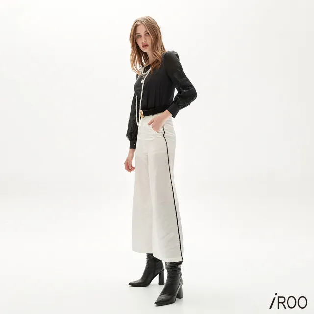 【iROO】白色宮廷風寬腿長褲