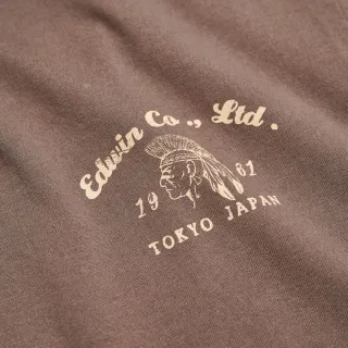 【EDWIN】男裝 BLUE TRIP 印地安寬版短袖T恤(灰褐色)