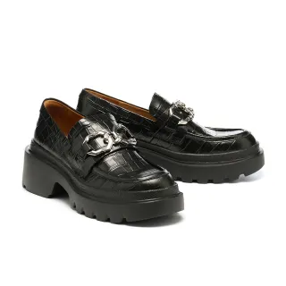 【AS 集團】復古時髦金屬鍊釦鱷魚紋牛皮樂福厚底鞋(黑)