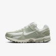 【NIKE 耐吉】運動鞋 慢跑鞋 休閒鞋 男鞋 女鞋 NIKE ZOOM VOMERO 5 Jade Horizon 綠灰 復古 Y2K(HF1553300)