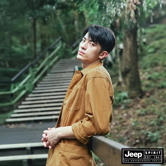 【JEEP】男裝 舒適休閒多口袋襯衫(深藍土黃色)