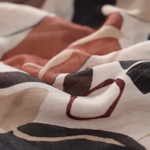 YASA 絲柔渲彩名媛精品上衣