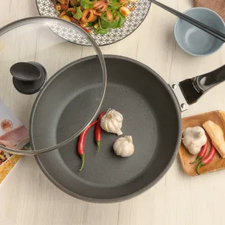 【eLife 易廚】真8層健康不沾平底鍋30cm(台灣製造 附鍋蓋)