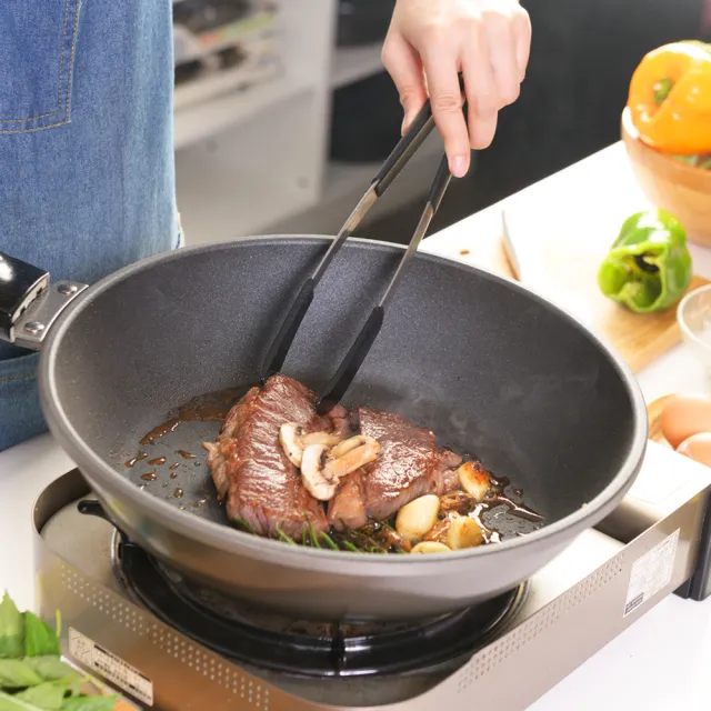 【eLife 易廚】真8層健康不沾平底鍋30cm(台灣製造 附鍋蓋)