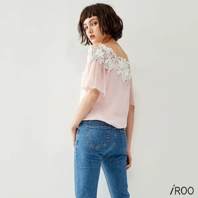【iROO】蕾絲鑲花朵雪紡上衣