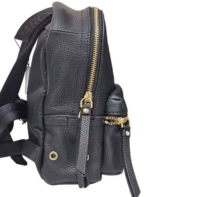 【MARC JACOBS】MJ專櫃款荔枝紋皮革印字LOGO前口袋設計雙拉鍊後背包(黑色/迷你款/贈原廠紙袋)