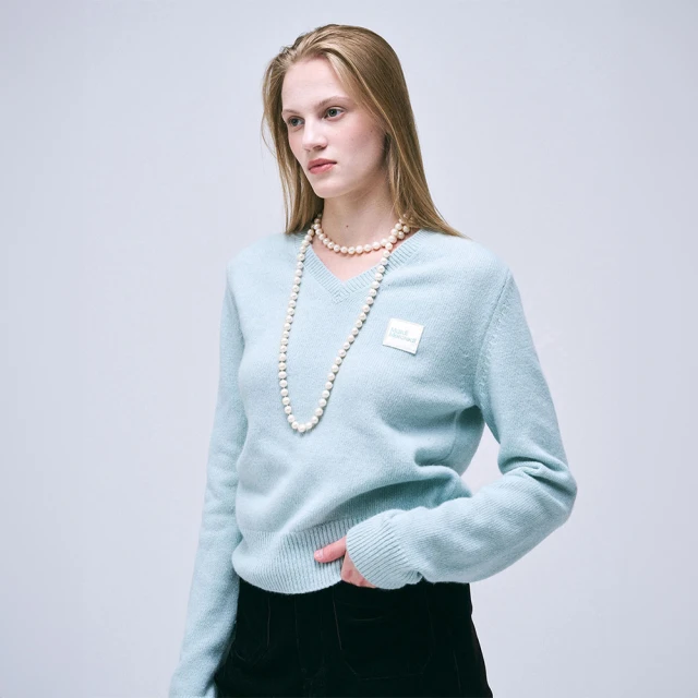 MARDI MERCREDI 針織V領羊毛衣 碳黑色 方形L