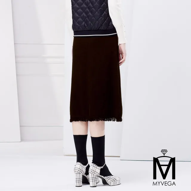 【MYVEGA 麥雪爾】MA雙口袋流蘇針織長裙-咖啡