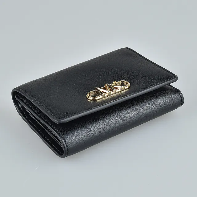 【Michael Kors】MK MICHAEL KORS PARKER LOGO釦式三折4卡滑面牛皮短夾(黑)