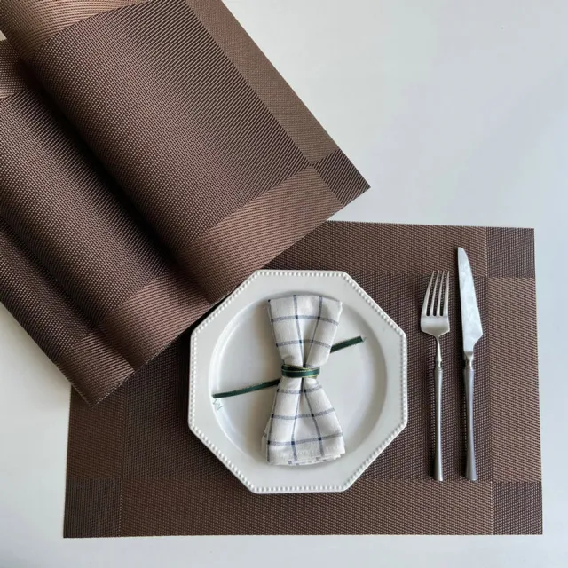 【zozo】買二送二 歐式餐桌墊45*30cm(防水耐磨隔熱餐墊/易洗速乾/餐墊/隔熱墊)