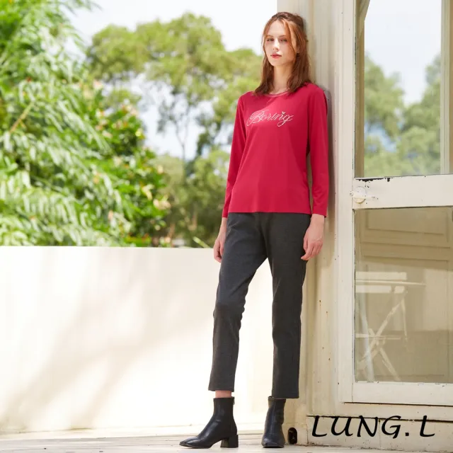 【LUNG.L 林佳樺】LQ90A16桃紅色胸前英文字母燙鑽長袖女裝上衣(秋冬新品 加大尺碼)