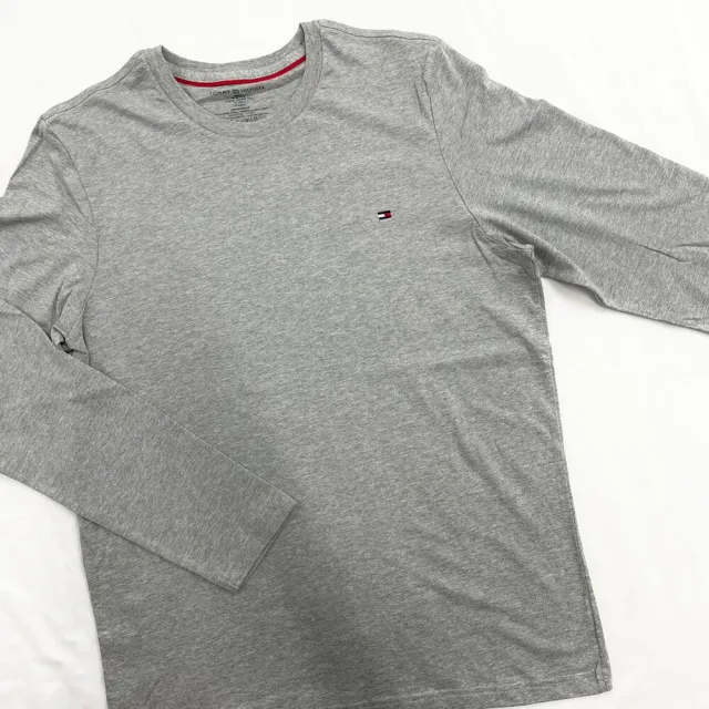 【Tommy Hilfiger】Tommy Hilfiger 長T 現貨 純棉  薄長袖 電繡logo 大尺碼 長袖 上衣  T恤(長袖 T恤9259)