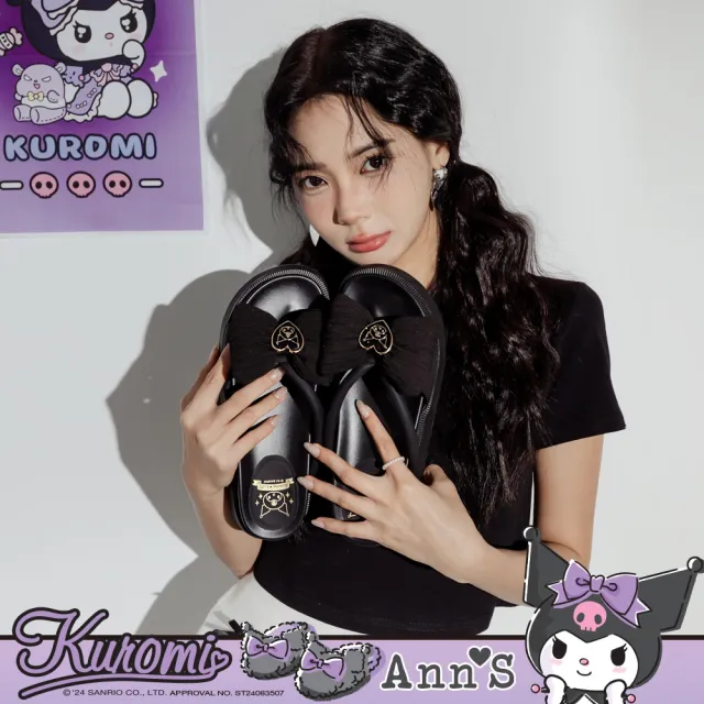 【Ann’S】Ann’S X Sanrio三麗鷗 酷洛米聯名 琺瑯愛心澎澎大蝴蝶結厚底涼拖鞋5cm(黑)