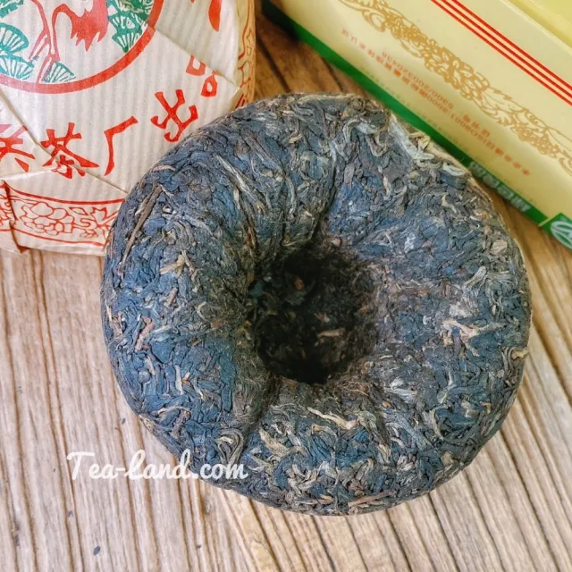 【茶韻】普洱茶2005年 下關茶廠 蒼洱沱 250g/沱 (生茶/附原廠外紙盒)
