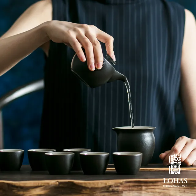 【LohasPottery 陸寶】定窯龍紋茶組 一壺一海六杯 便攜布包(帶著茶具旅行去)