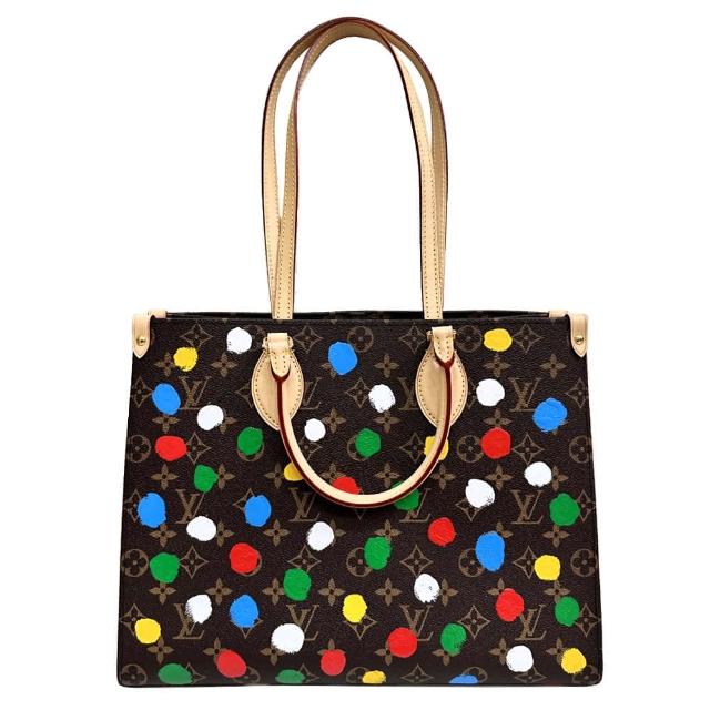 2023年LV與草間彌生聯名款X YK ONTHEGO兩用包，多色系設計，結合帆布與牛皮材質，兼具時尚與實用性，適合男女使用，開放式開口，可輕鬆攜帶A4檔案。