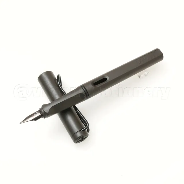 【LAMY】《SAFARI 狩獵者系列鋼筆》霧黑